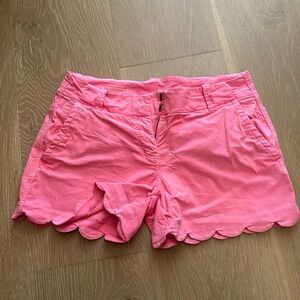 Vineyard vines hot pink shorts